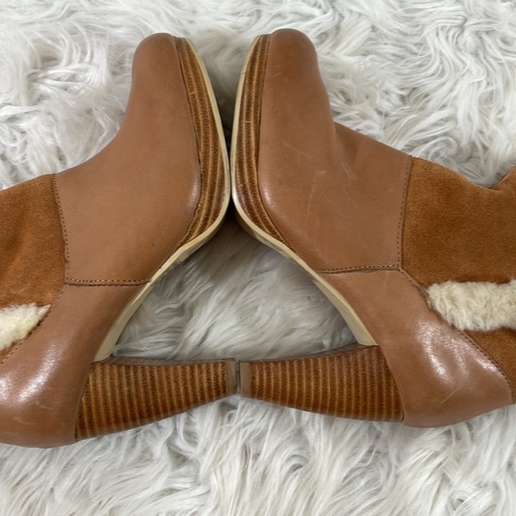 Very Volatile Andee Leather Upper Faux Fleece Lining Trim Beige Boots Size 7 - Picture 12 of 16